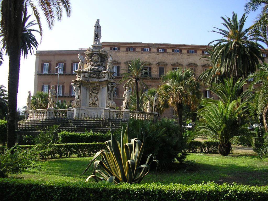 Hotel Ballaro - Palermo — Photos 1